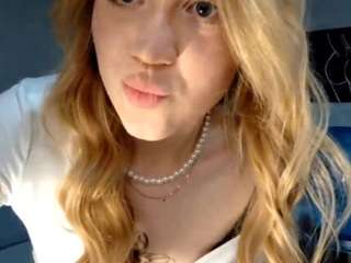 FredericaEliot on webcam for live free nude chat now