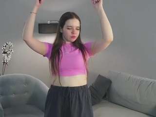 HildAldridge on webcam for live free nude chat now