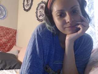 Jennbardot143 on webcam for live free nude chat now