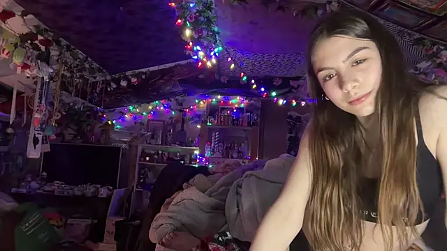 JulesLoves naked in live sex video chat