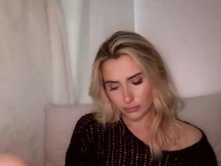 Lusty Lacey on webcam for live free nude chat now