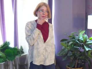 MarianBeale on webcam for live free nude chat now