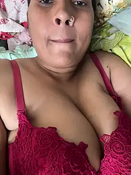 Nisha00000 naked in live sex video chat