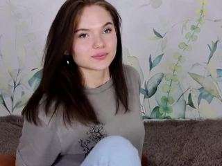 Norma-Hernandez on webcam for live free nude chat now