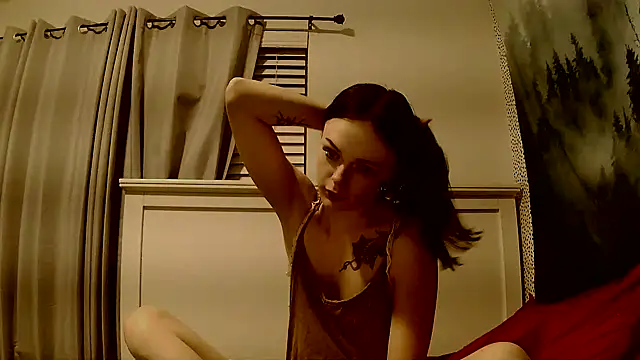 superlonelygirl04 naked in live sex video chat