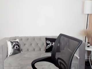 TessaBlakee on webcam for live free nude chat now
