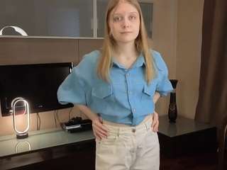 WandaChubb on webcam for live free nude chat now