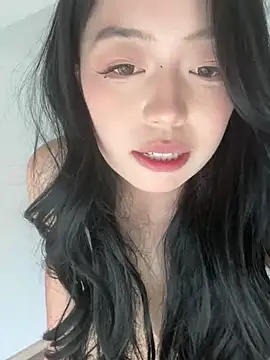 xiao-e-66 naked in live sex video chat