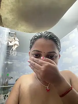 YOURMISTHI naked in live sex video chat