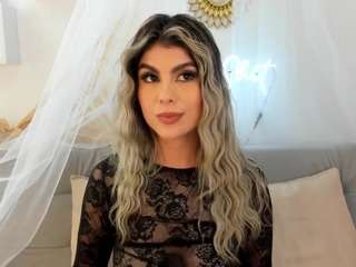 abigail777 on webcam for live free nude chat now