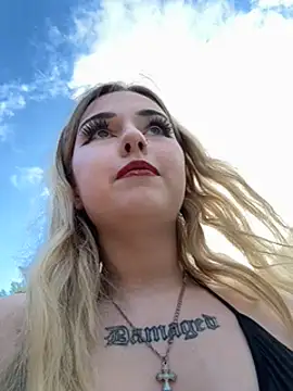 alyssa_deep naked in live sex video chat