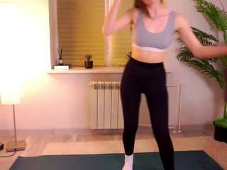 Aylin on webcam for live free nude chat now