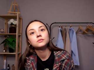BereniceBlink on webcam for live free nude chat now