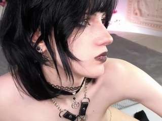 dark-vamp on webcam for live free nude chat now