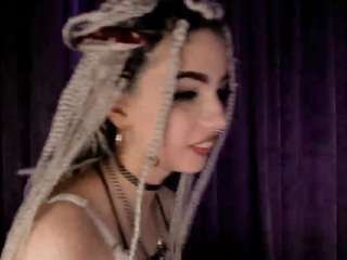 ElvaDollins on webcam for live free nude chat now
