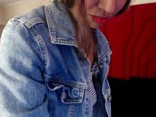 EmmaParkerK on webcam for live free nude chat now