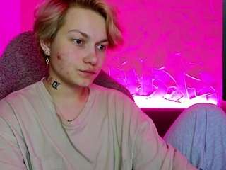 esajukyy on webcam for live free nude chat now