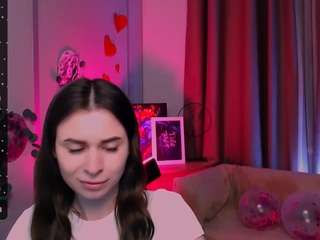 flora-ri on webcam for live free nude chat now