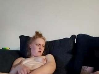 His lil girl on webcam for live free nude chat now