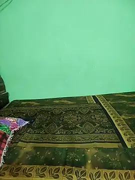 HOT-SUMAN-BABY naked in live sex video chat