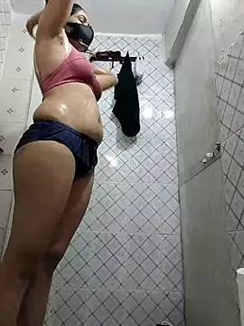 Hot_bhabi_desi naked in live sex video chat