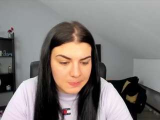 LiliyaKrastev on webcam for live free nude chat now