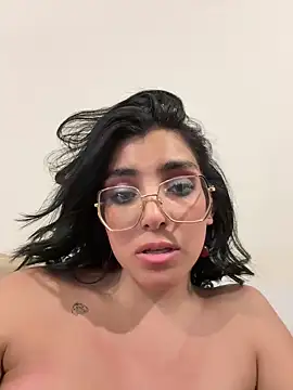 MartinaSooler naked in live sex video chat
