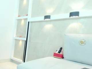 Nahomi-Jenkins on webcam for live free nude chat now