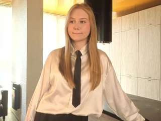 PrimroseGelling on webcam for live free nude chat now
