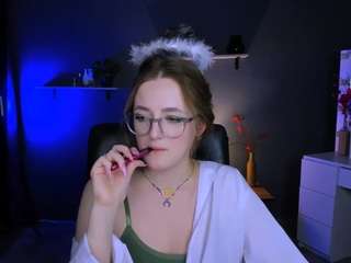sabrina-pearl on webcam for live free nude chat now