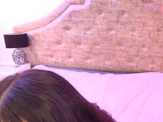 Scarletfox18 on webcam for live free nude chat now
