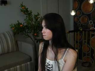 SynneBoon on webcam for live free nude chat now