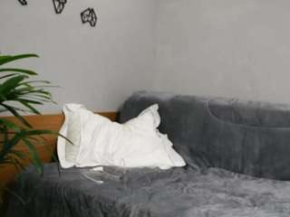 Vicki-Tuckers on webcam for live free nude chat now