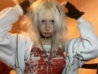 EdithaFort on webcam for live free nude chat now