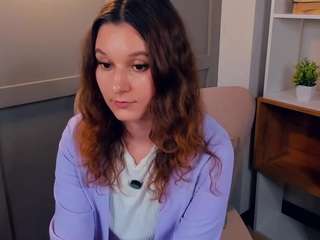 EdlinBissey on webcam for live free nude chat now
