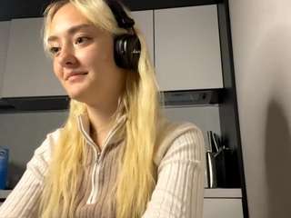 EthalFrogge on webcam for live free nude chat now