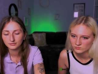 eva-smiiith on webcam for live free nude chat now
