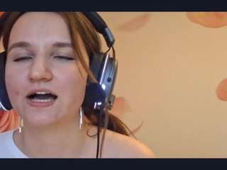 FancyHartell on webcam for live free nude chat now