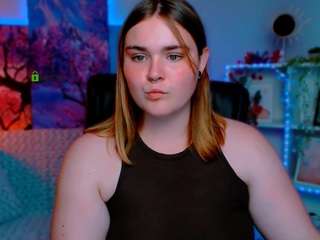 lorraine-carter on webcam for live free nude chat now