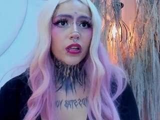 Malory Grey on webcam for live free nude chat now