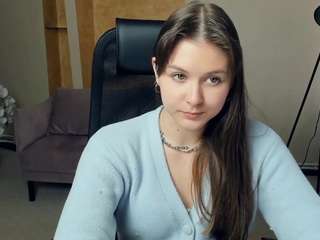 MayHails on webcam for live free nude chat now