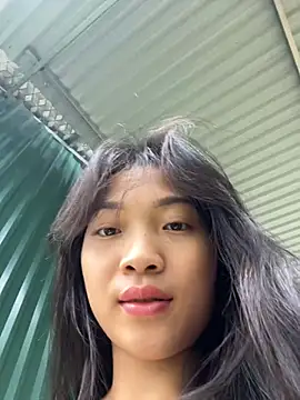 Phayphay77 naked in live sex video chat