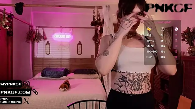 pnkgf naked in live sex video chat