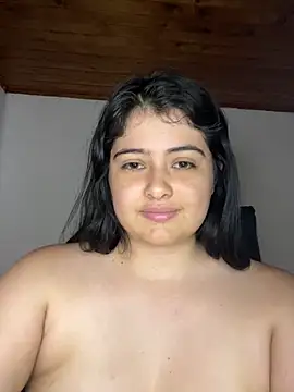 Stephania_18 naked in live sex video chat