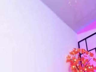 Sweett-karol on webcam for live free nude chat now