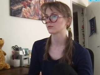 violetrae33 on webcam for live free nude chat now