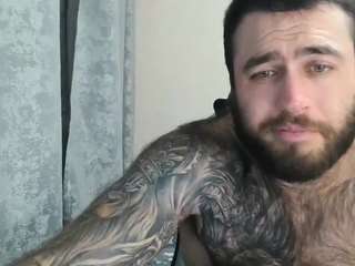 Aaron-Royal on webcam for live free nude chat now