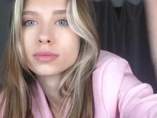 AmandaWatkins on webcam for live free nude chat now