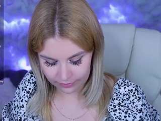 AngelDesiree on webcam for live free nude chat now