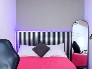 AnnyAddams on webcam for live free nude chat now